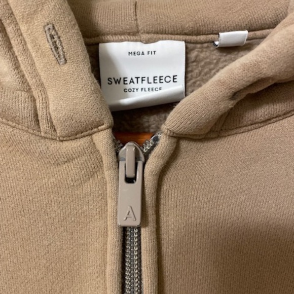 Aritzia | Cozy Fleece Mega Drop Shoulder Zip Hoodie + Mega Cargo Sweatpant Set - Picture 6 of 12